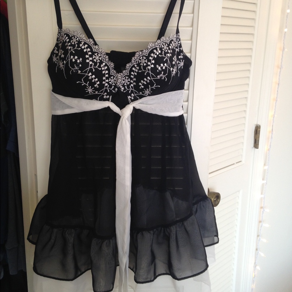 la Vie en Rose lingerie